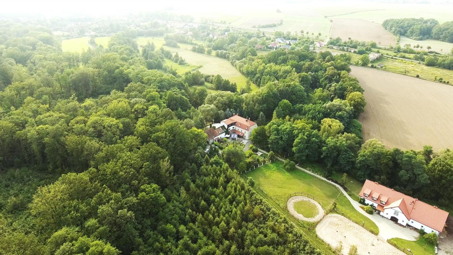 Rancho Slezanski Mlyn Szczepanow  ภายนอก รูปภาพ